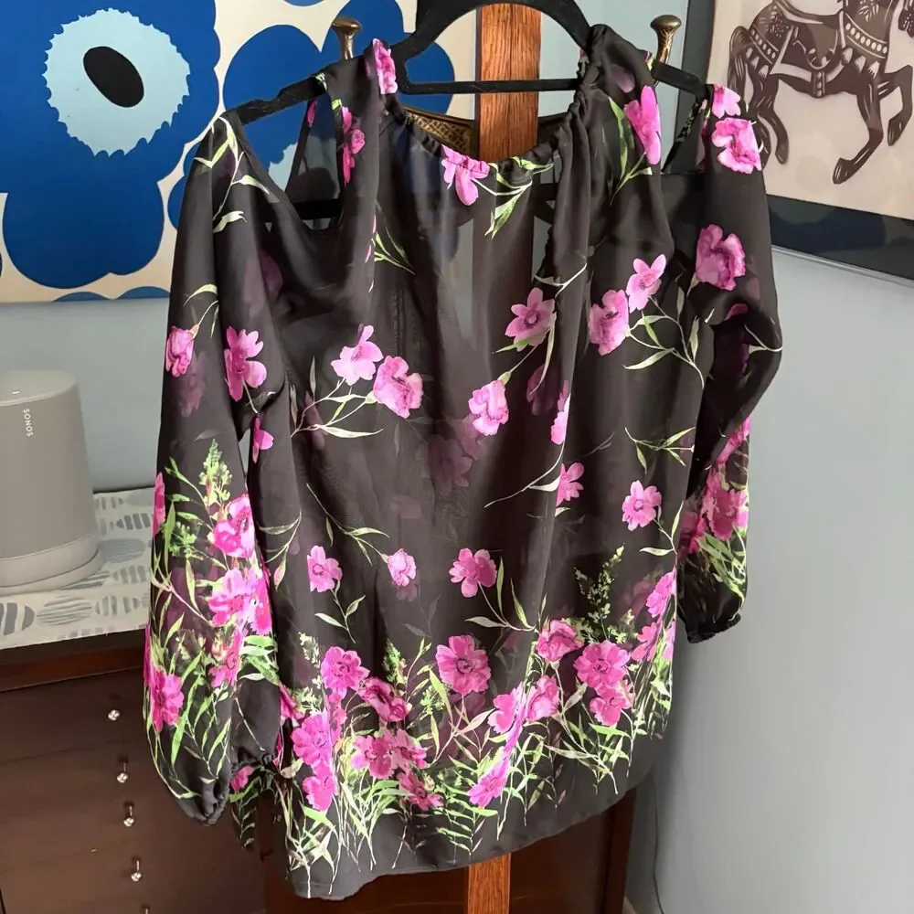 Early 2000s Dennis by Dennis Basso Black Sheer Floral Tassel Peasant Top size M - Picture 6 of 8